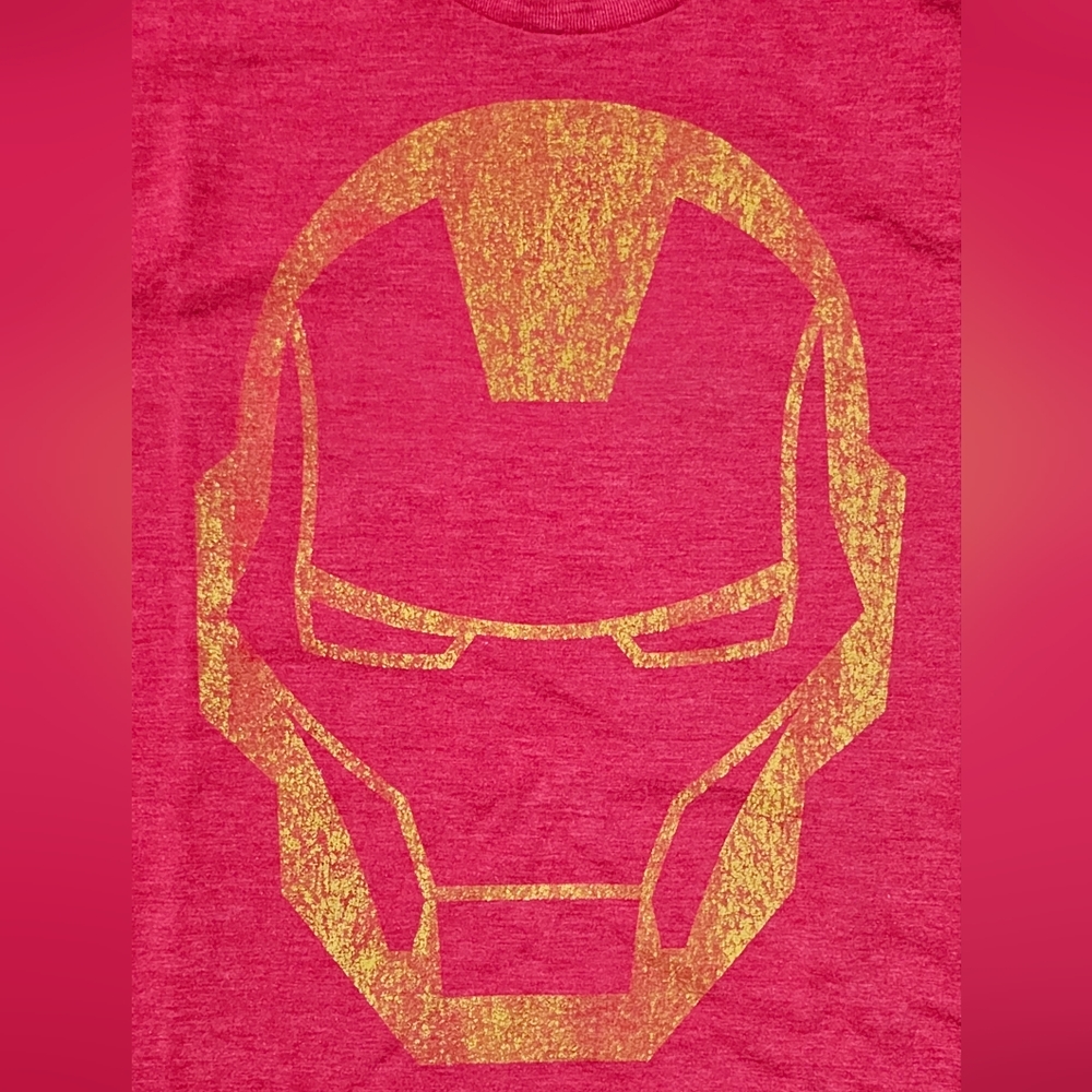 graphic t-shirt